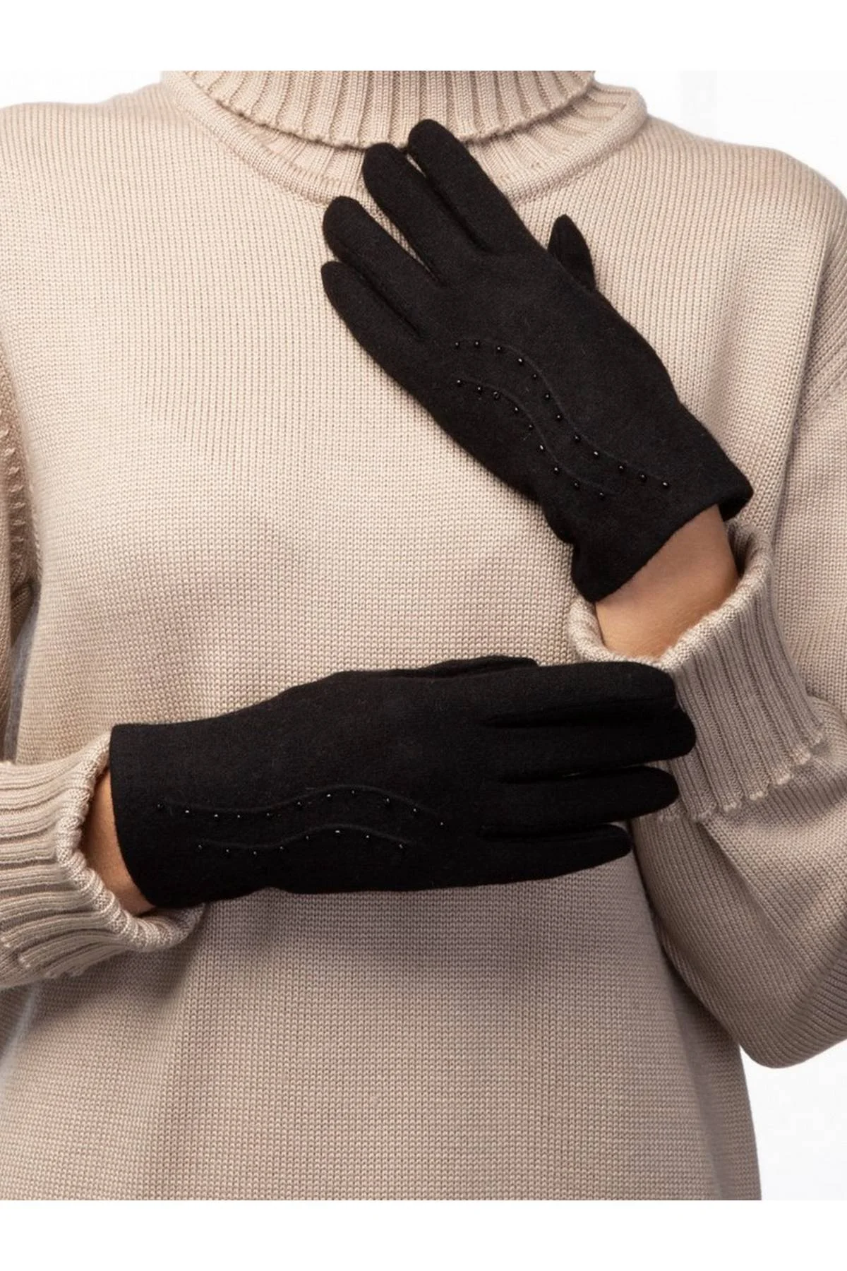 Перчатки черные, M