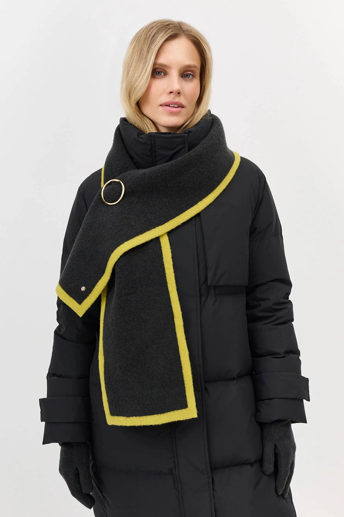 Двухцветный вязаный шарф с контрастным краем, One