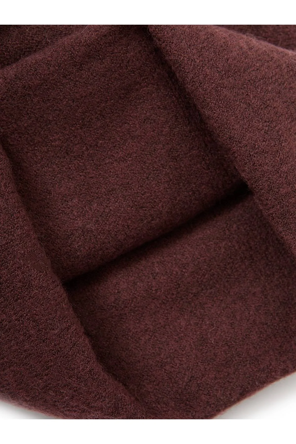 Шапка махагон, One