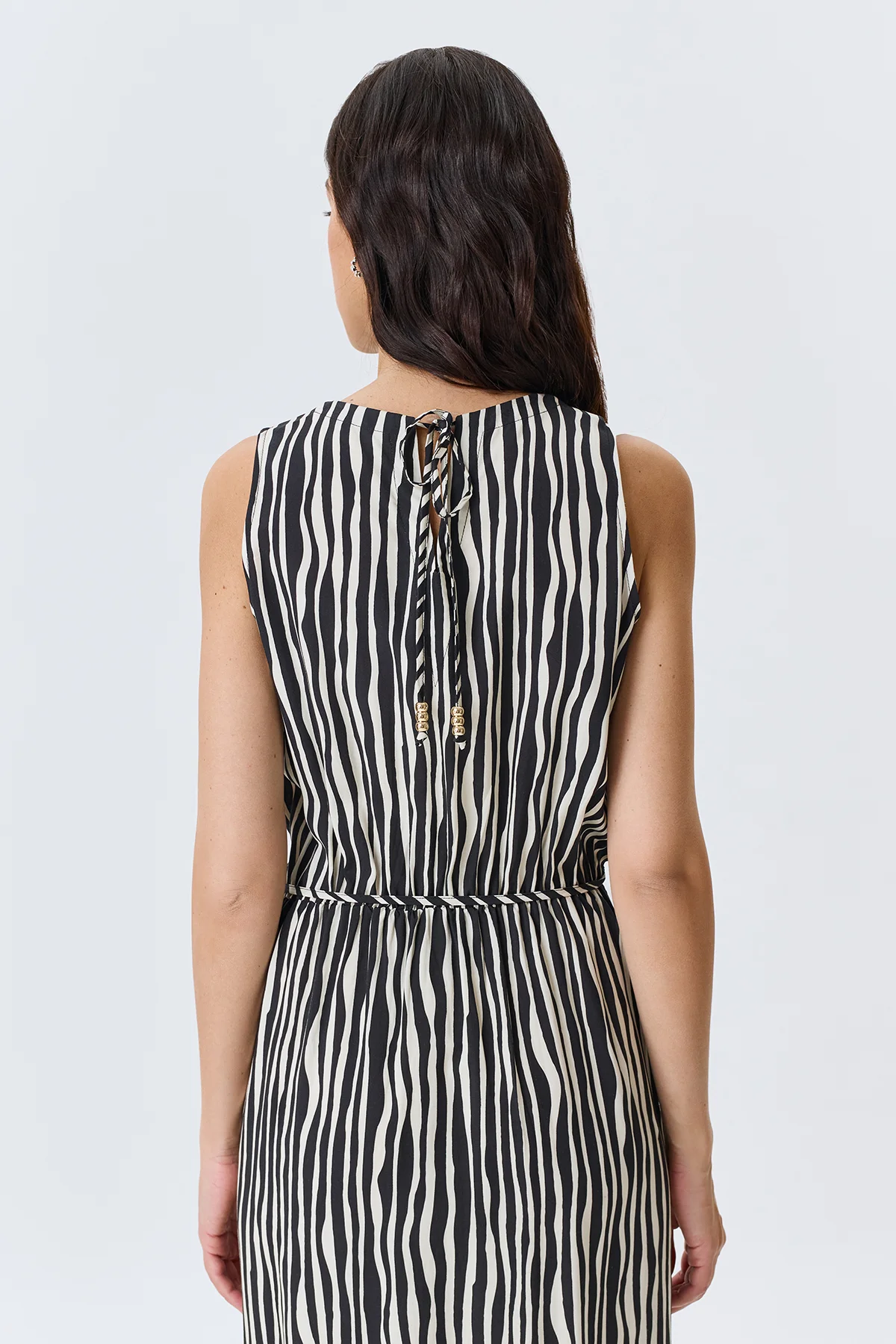 Платье-макси с монохромным принтом, 48