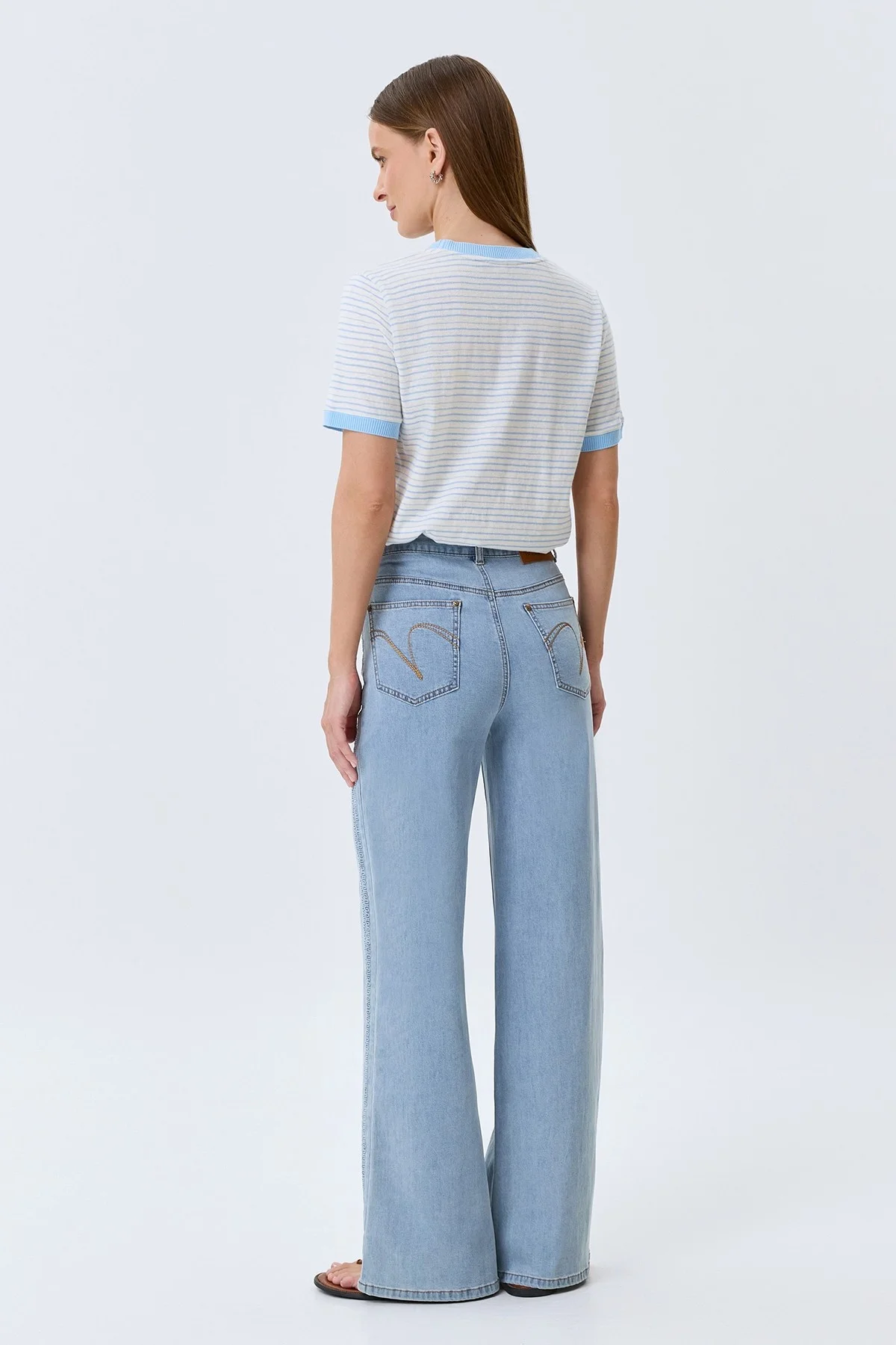 Джинсы Wide leg с деликатными лампасами, 36