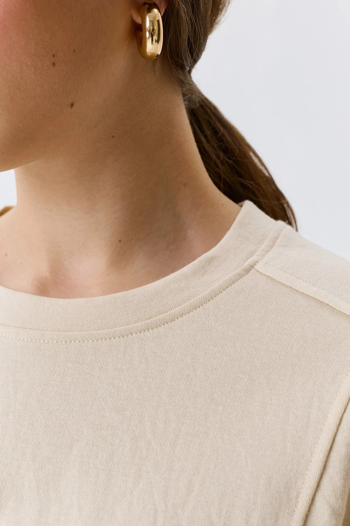 Укороченный джемпер с рельефными швами, 42