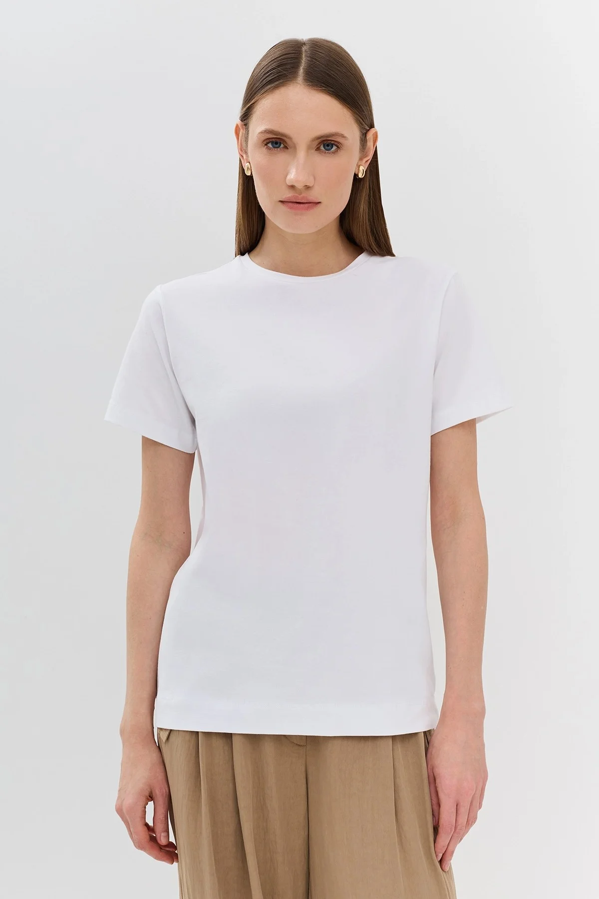 Базовая белая футболка из эластичного хлопка, 52