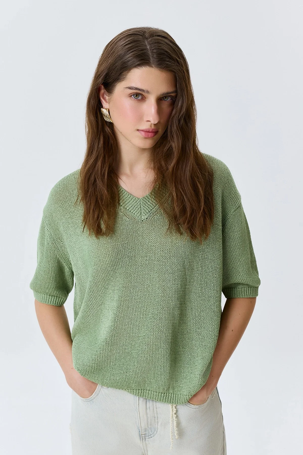 Свободный джемпер из фактурной пряжи, 42