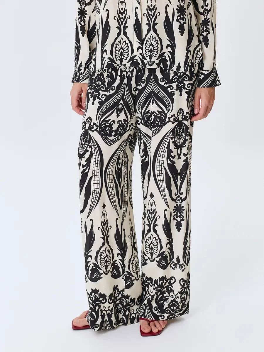 Брюки нарядные вечерние летние на резинке, 52