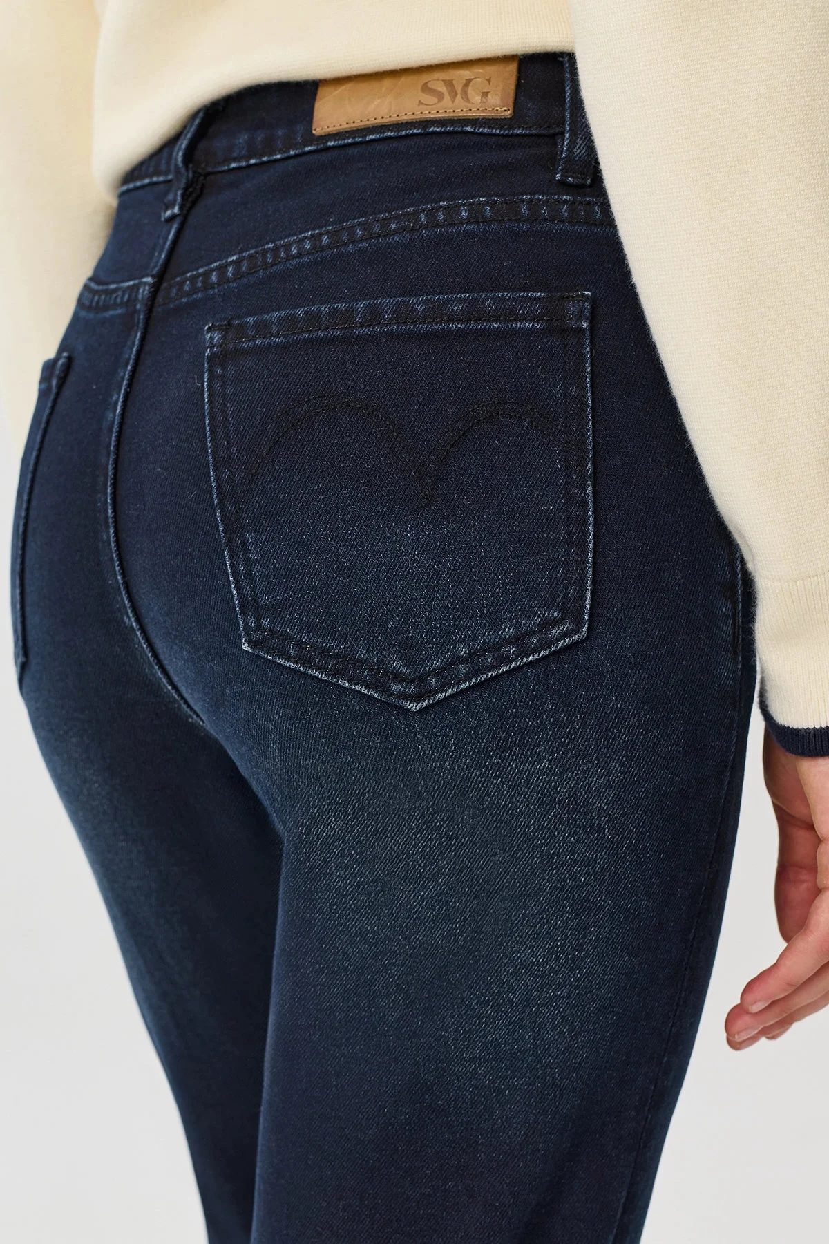 Темно-синие джинсы Boot cut , 52