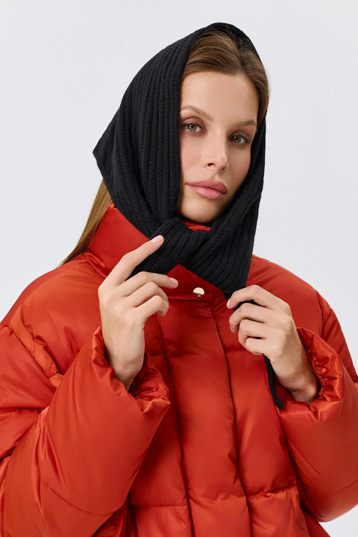 Косынка черная из 100% шерсти, one