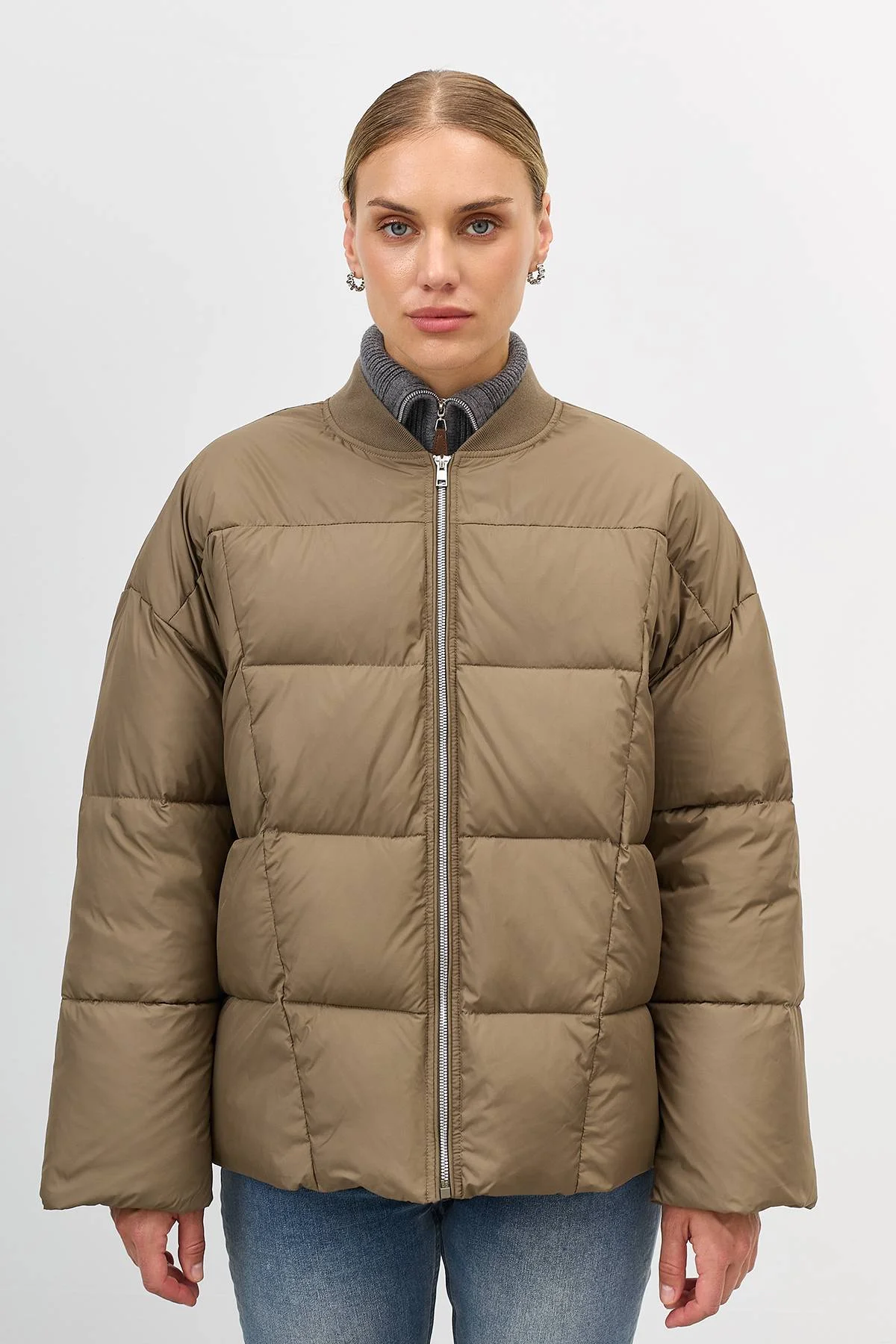 Лимитированная серия куртка с бордовым палантином , 48