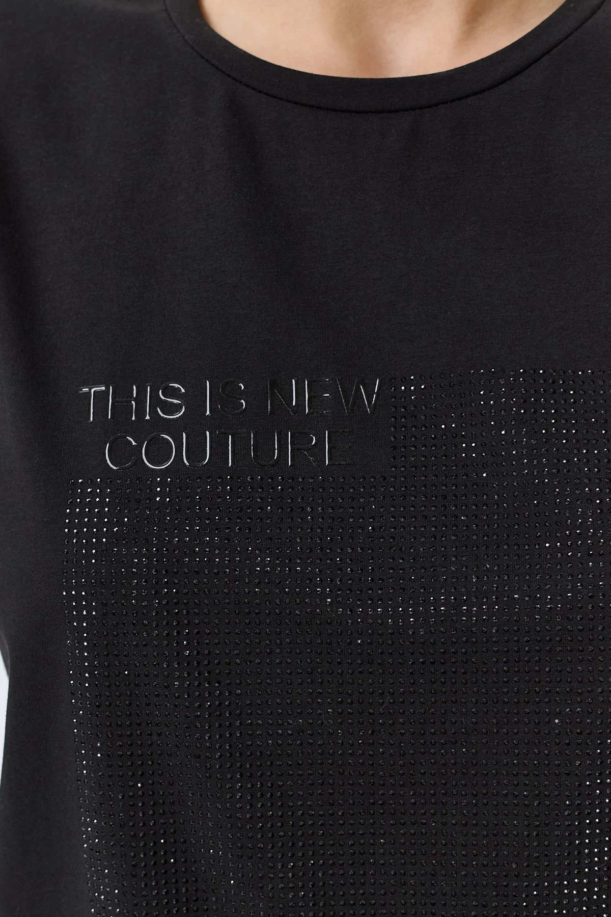 Футболка с искрящимися стразами, 50