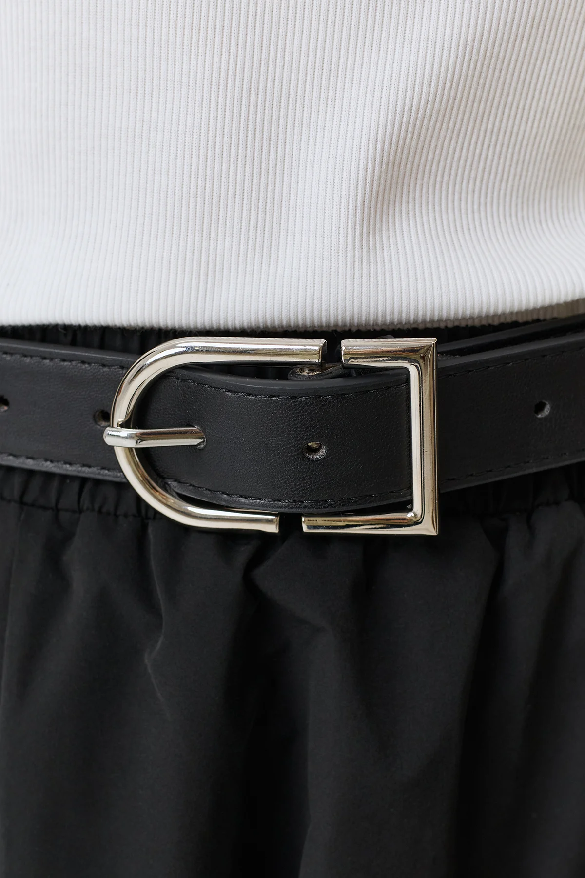 Базовый ремень с акцентной пряжкой, S