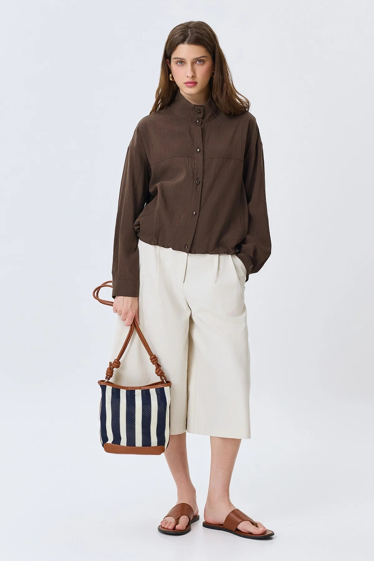 Комплект из плетеной сумки и косметички, One