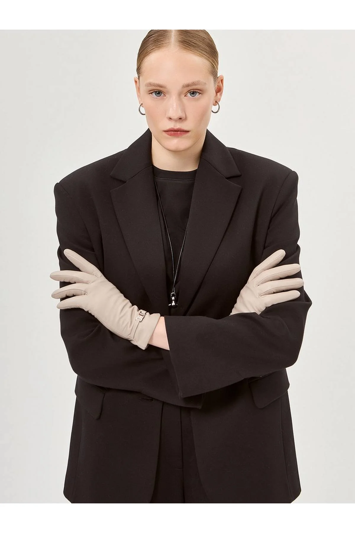 Перчатки серо-бежевые, 7,5