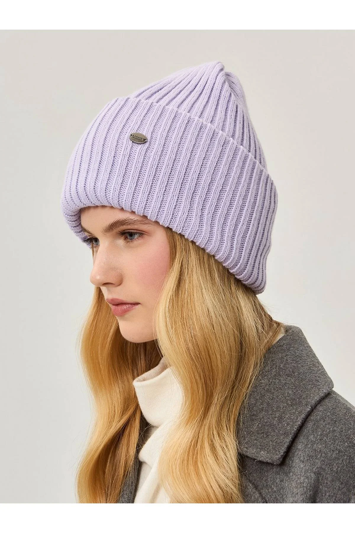 Шапка лавандовая, One