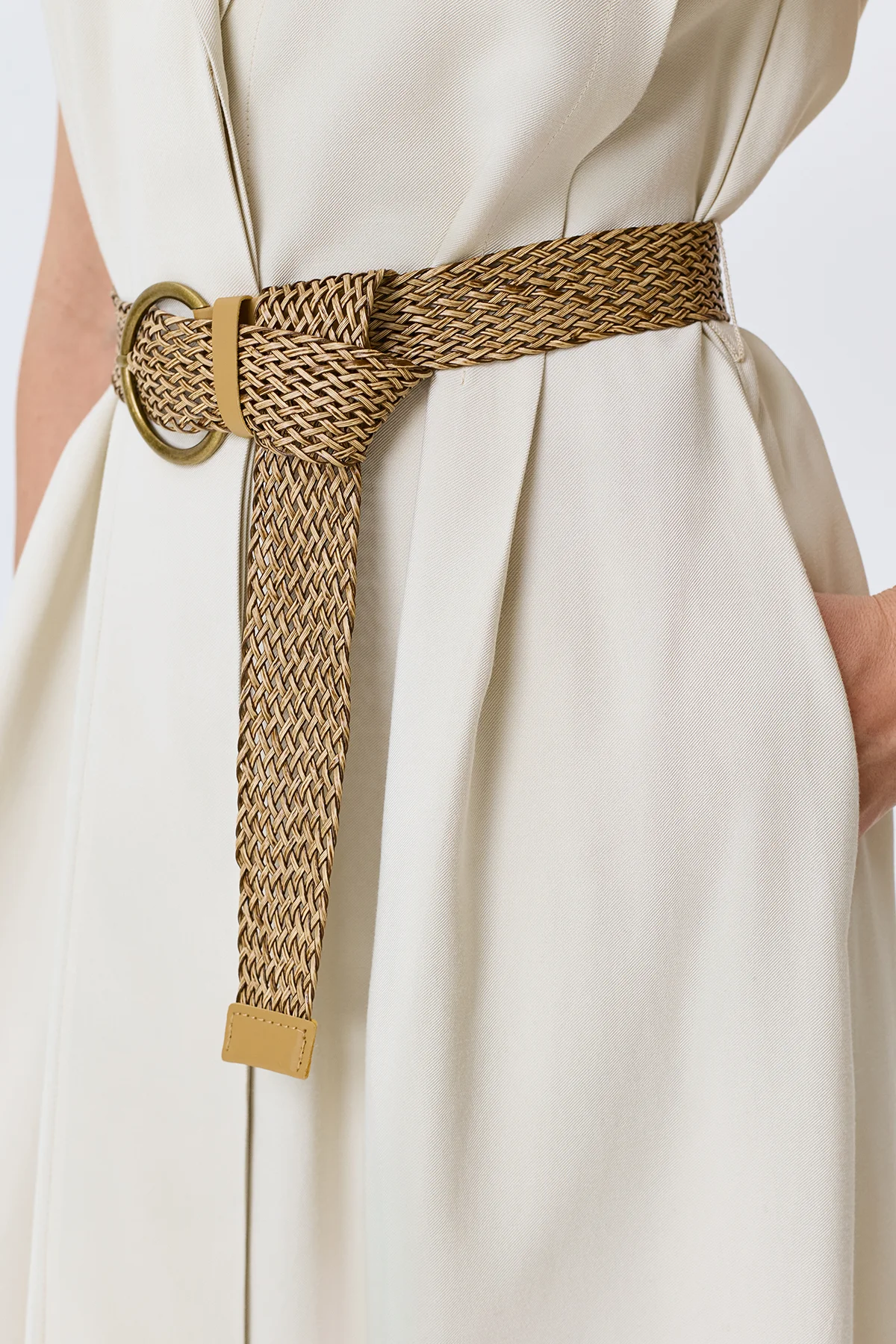 Платье-миди с акцентным поясом, 50