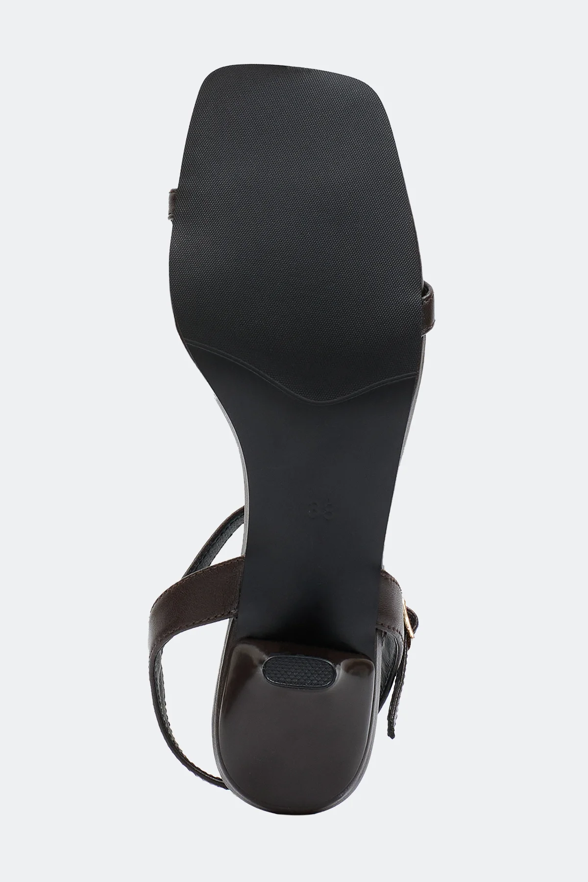 Кожаные босоножки с металлическим декором, 36