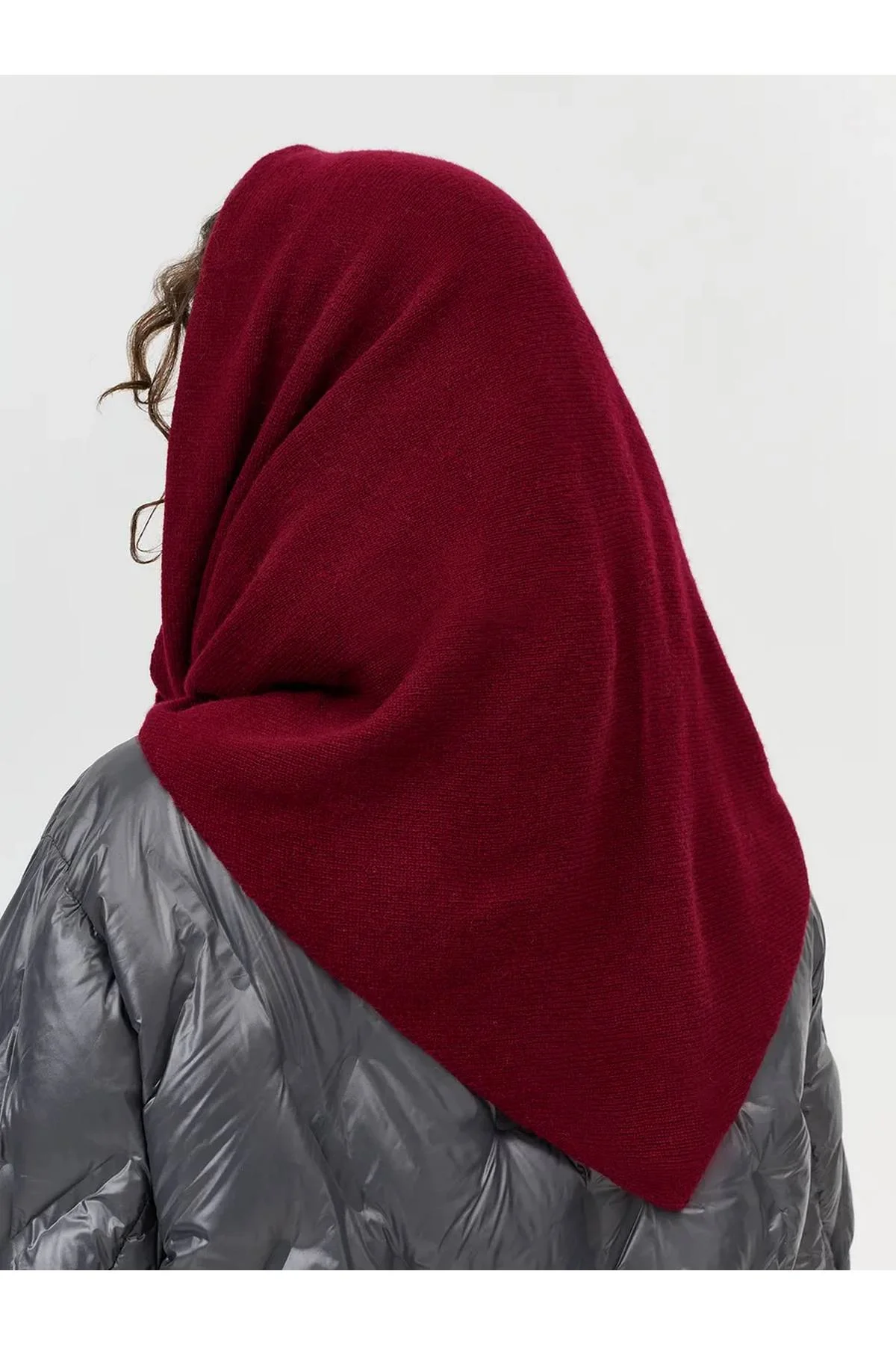 Косынка бордовая, One