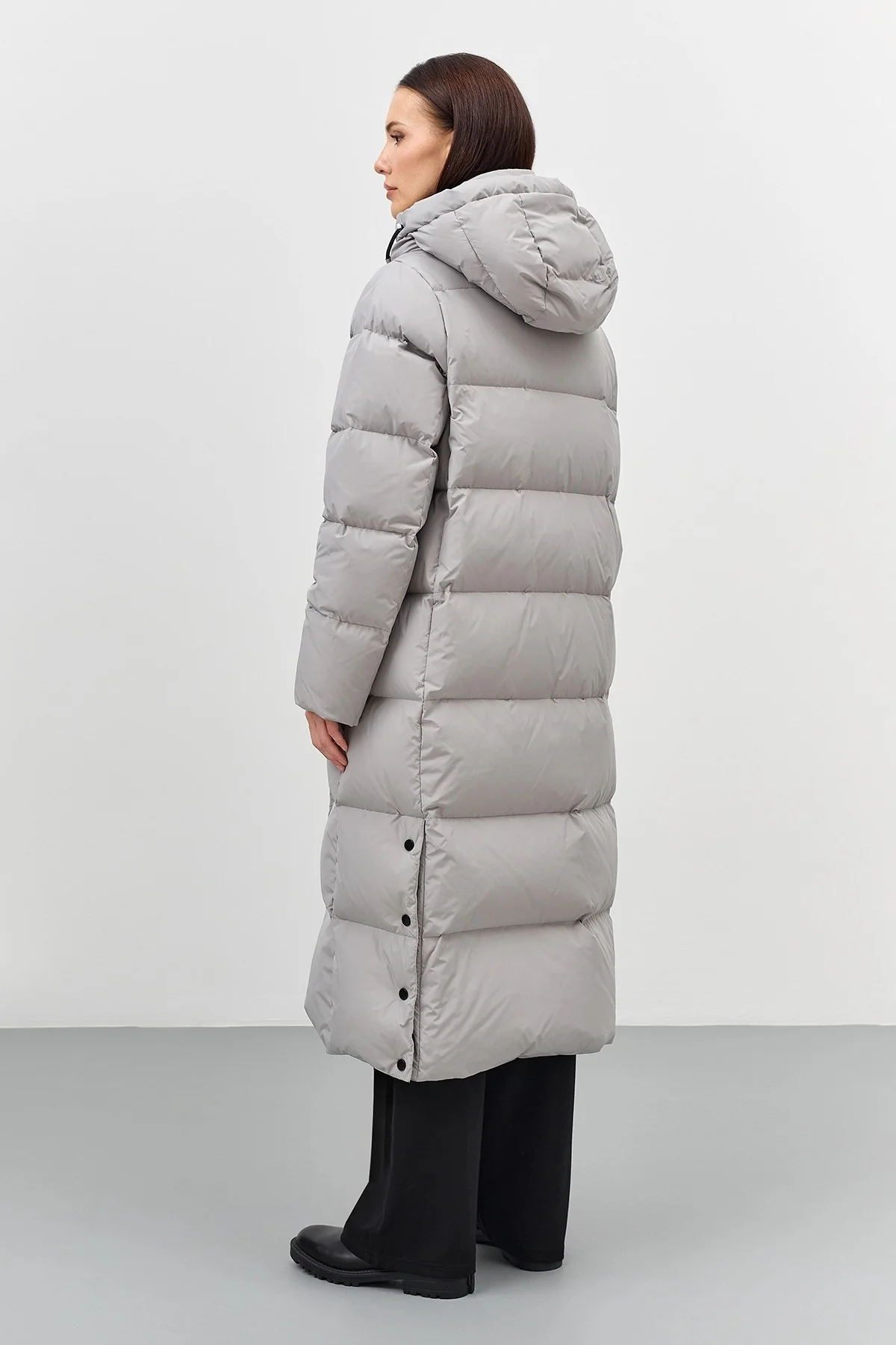 Длинный пуховик на натуральном утеплителе, 44