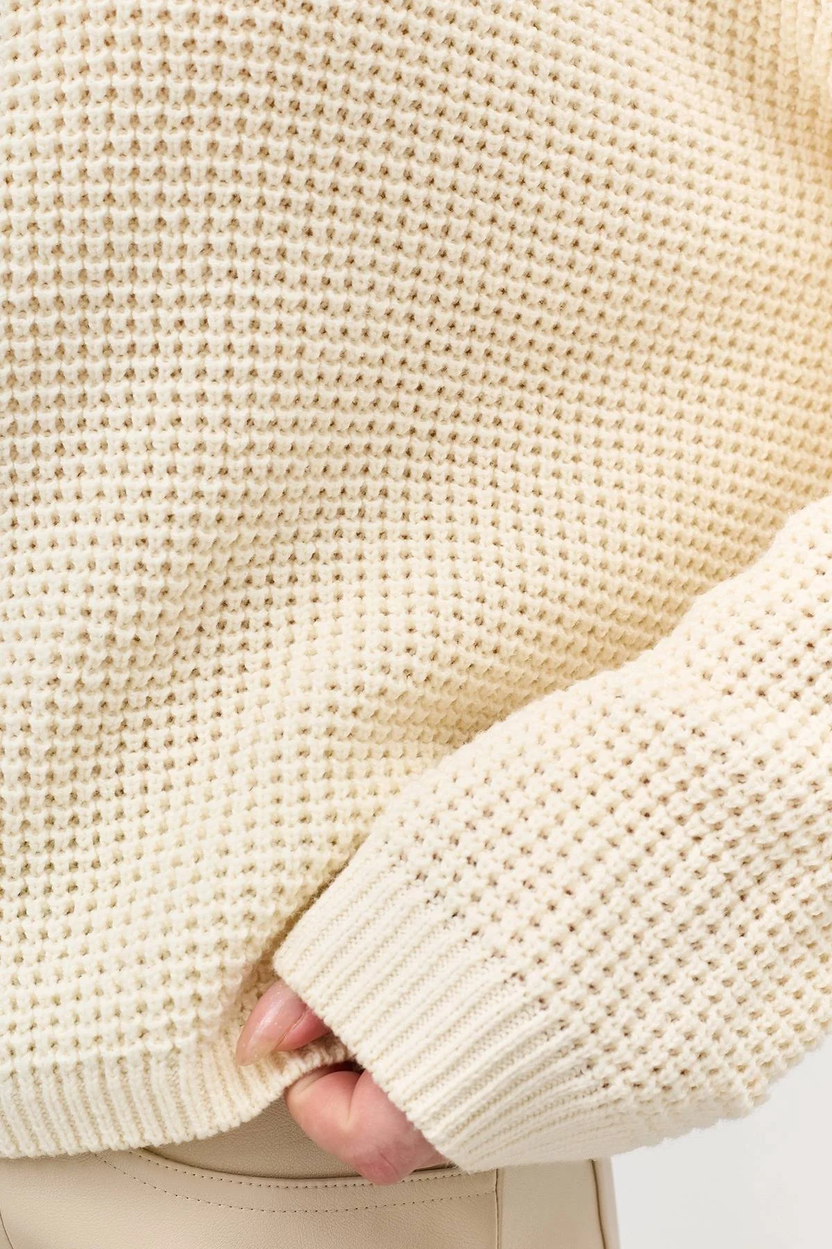 Лимитированная серия свитер с текстурной вязкой и ремень, 52