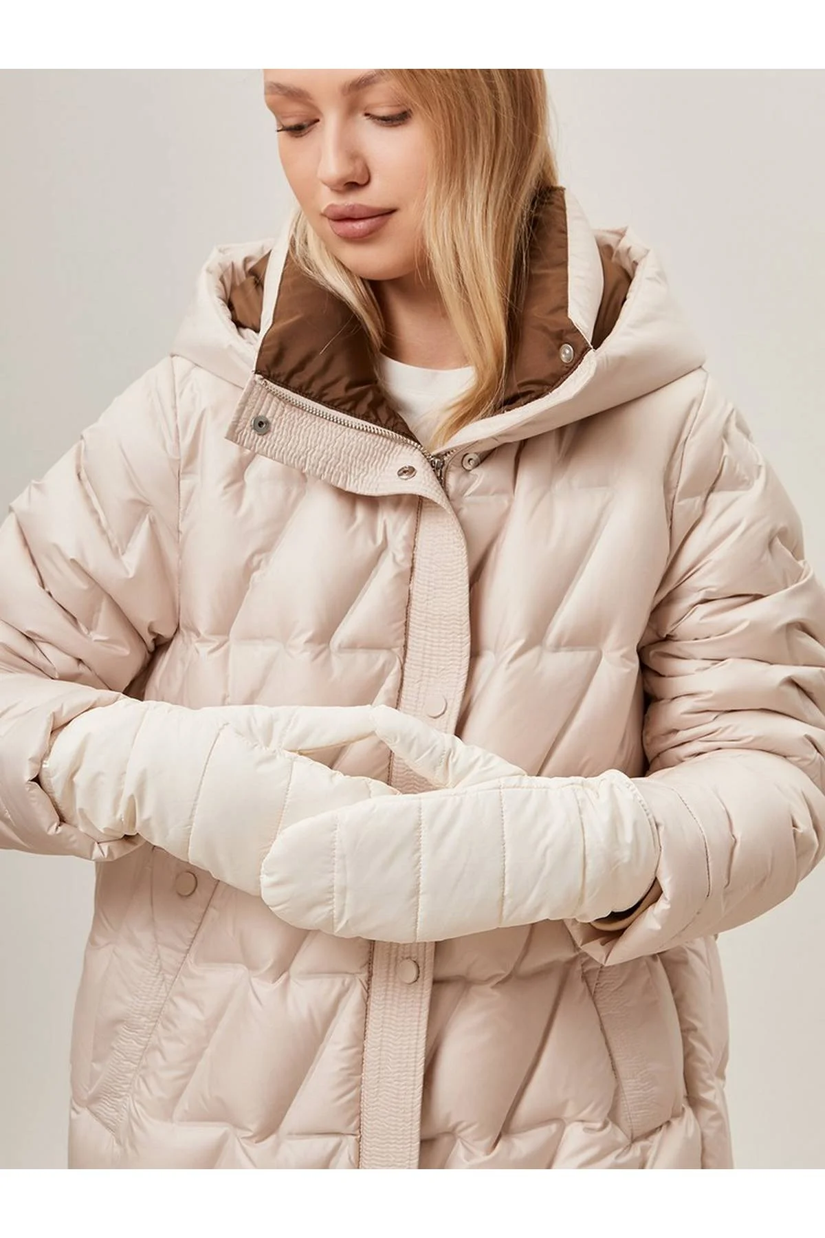 Рукавицы белые, M