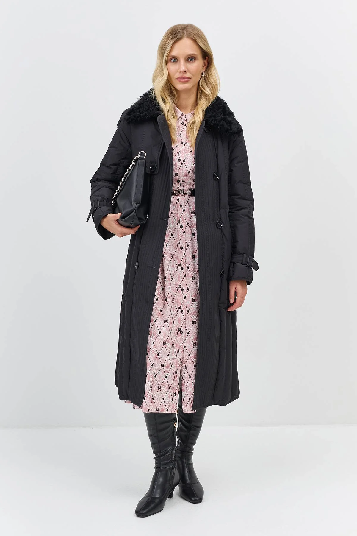Лимитированная серия пуховое пальто с мехом и палантин, 34 Лимитированная серия пуховое пальто с мехом и палантин, 34