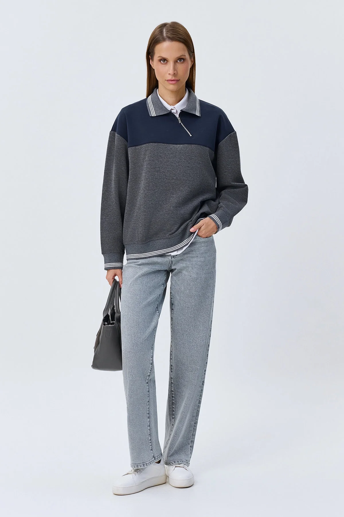 Светло-серые джинсы Straight fit, 52