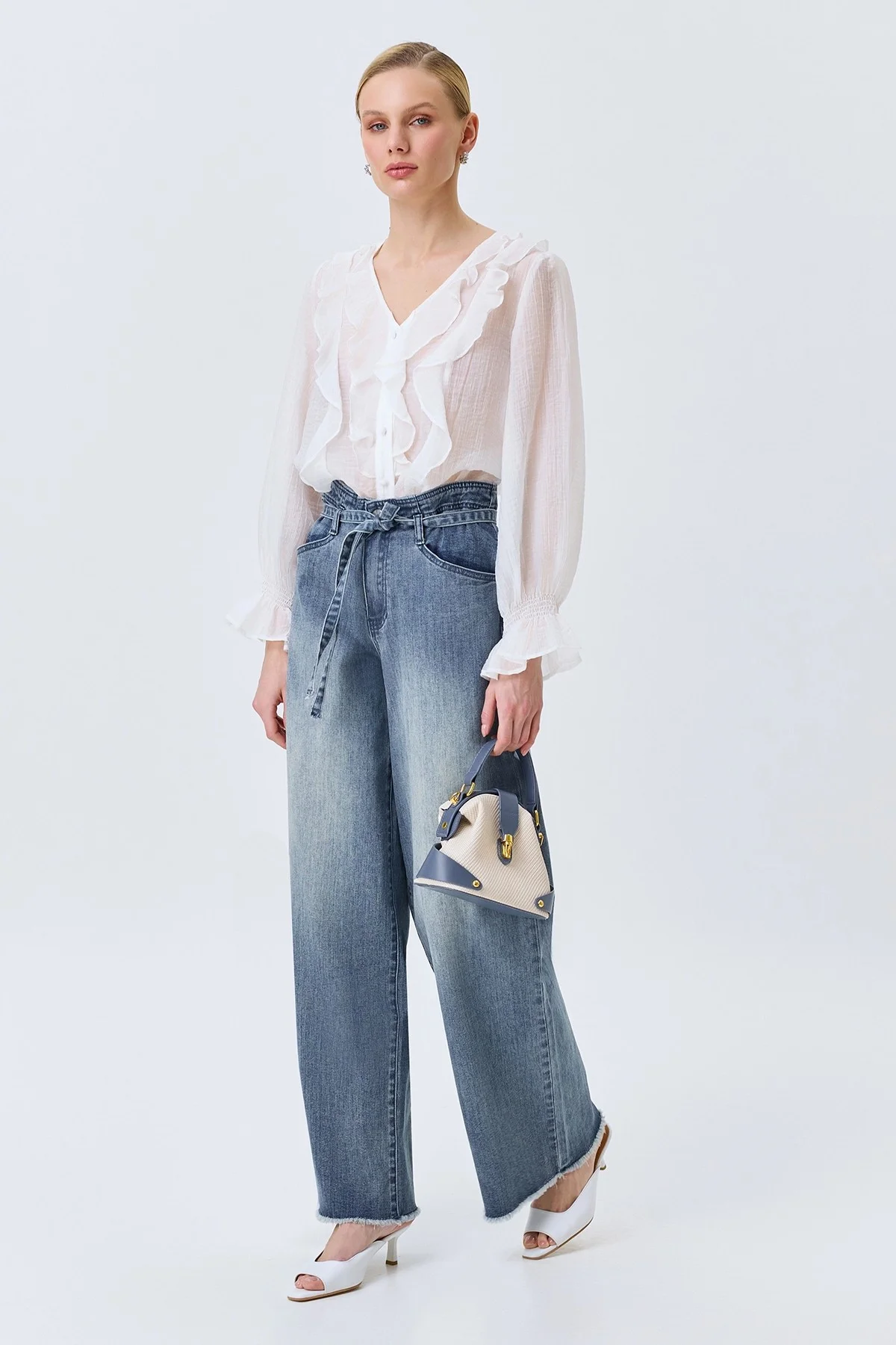 Широкие джинсы в стиле "Бохо", 50