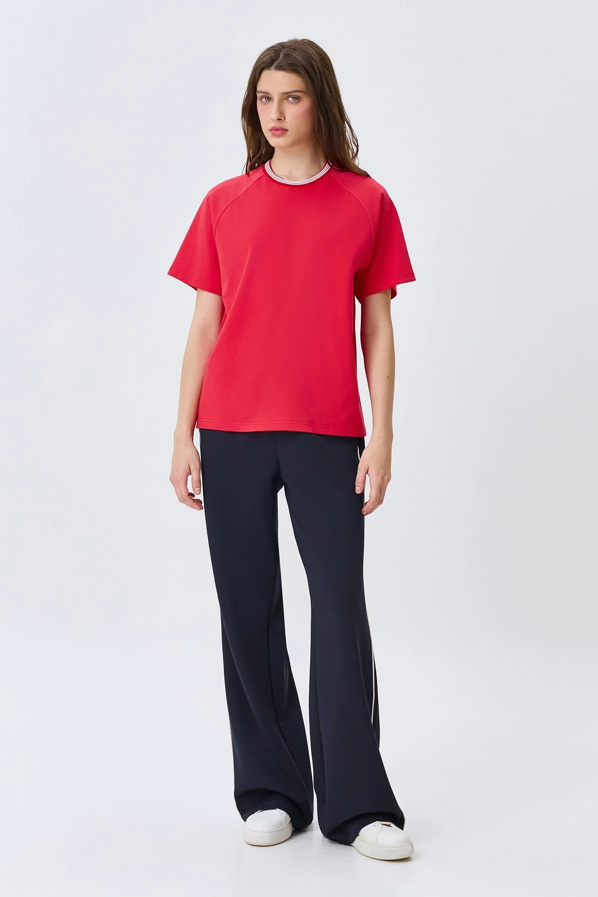 Яркая футболка из 100% хлопка, 42