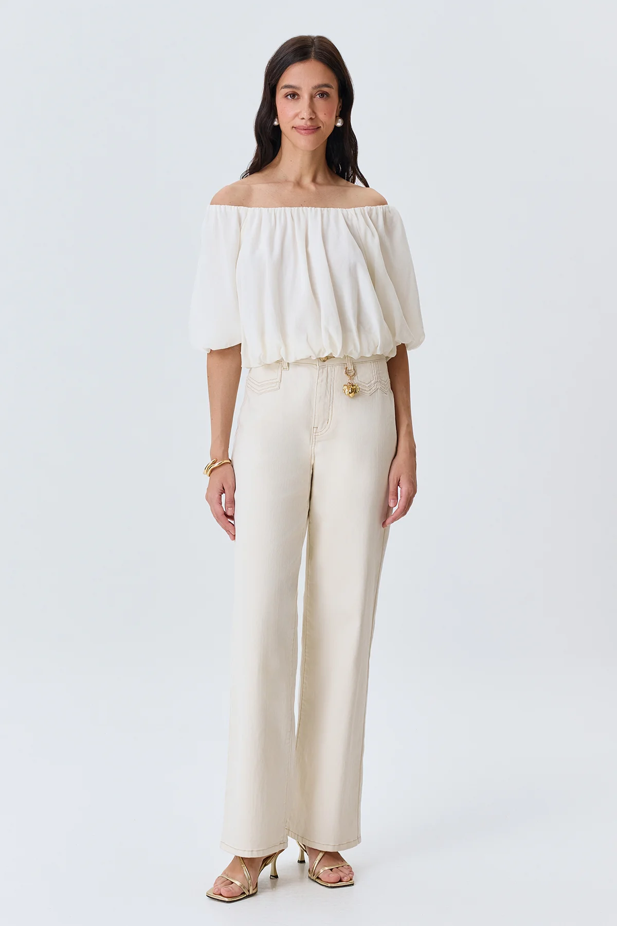 Прямые джинсы с металлическим декором, 52