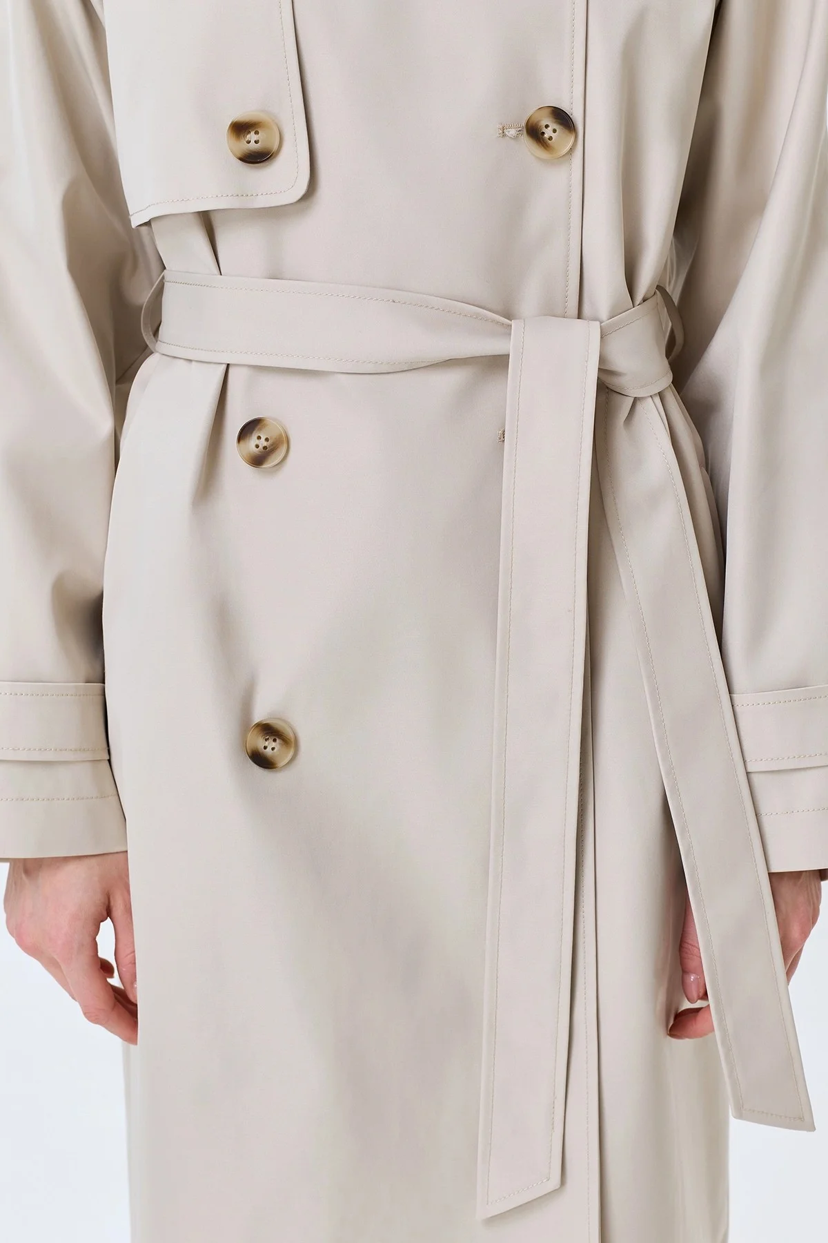 Классический тренч с акцентными пуговицами, 42