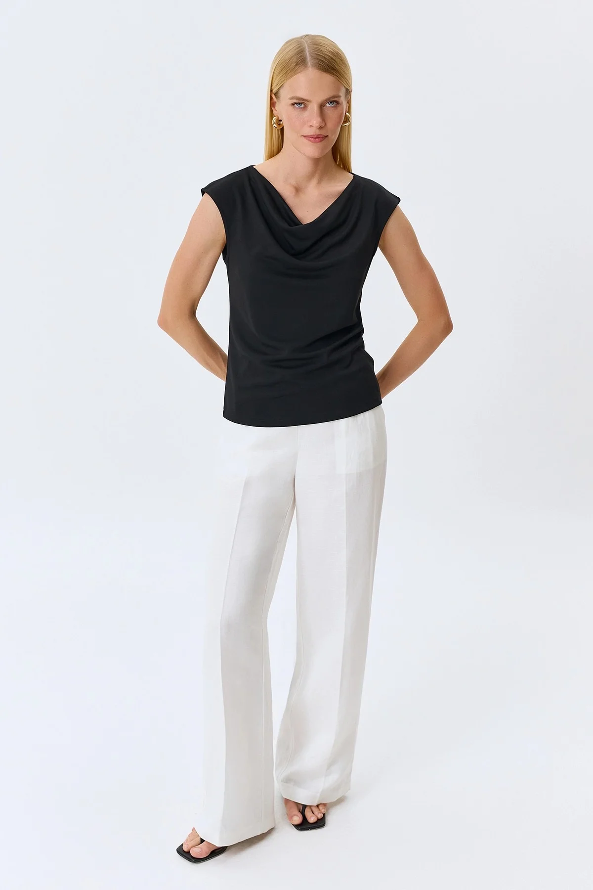 Топ с драпировкой, 38