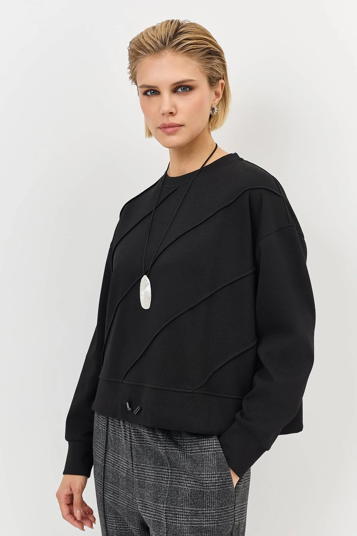 Лимитированная серия cвитшот с декоративными строчками и ремень, 44