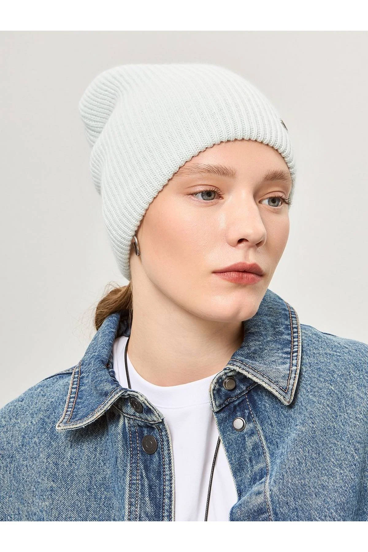 Шапка светло-голубая, One