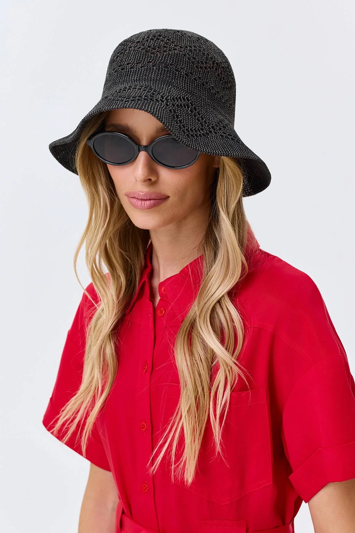 Ажурная панама, One