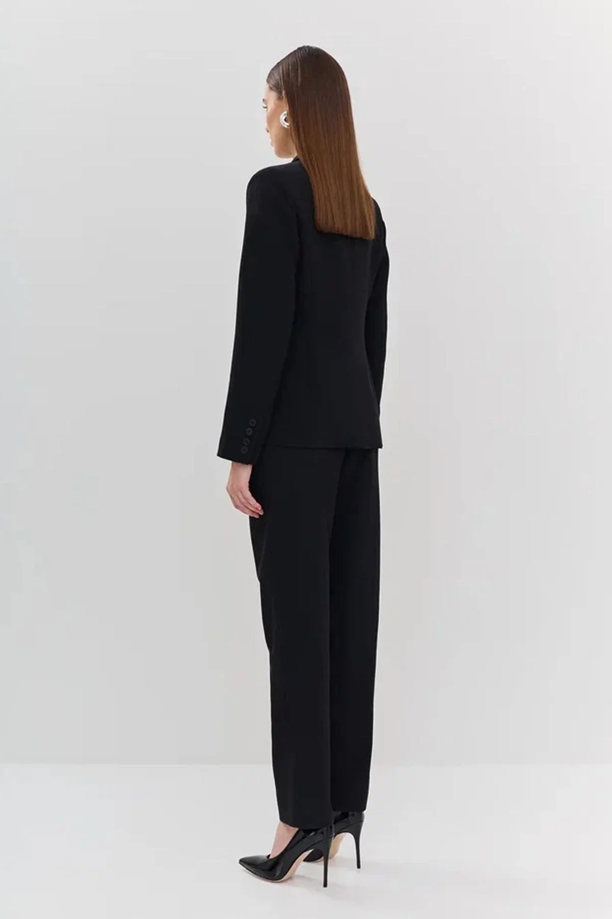 Классические брюки черного цвета, 46р