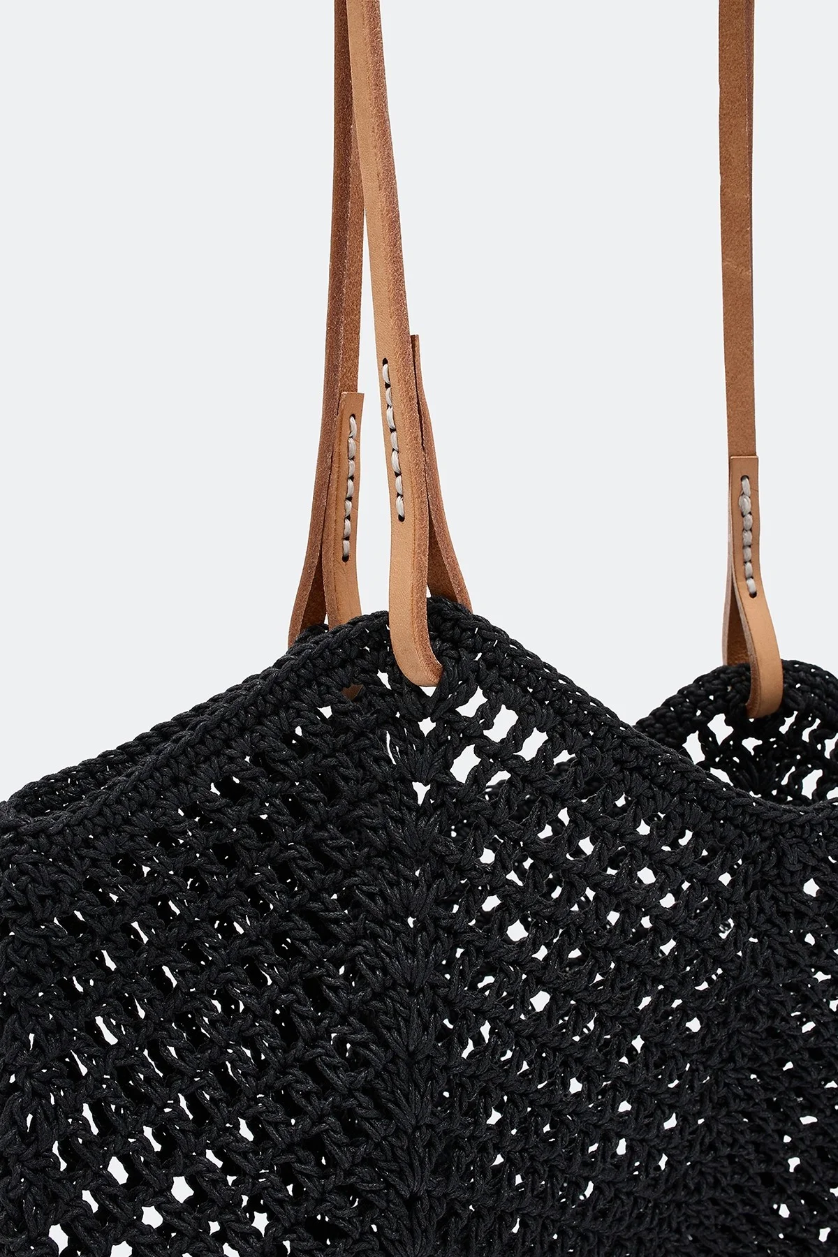 Ажурная вязаная сумка с косметичкой, One