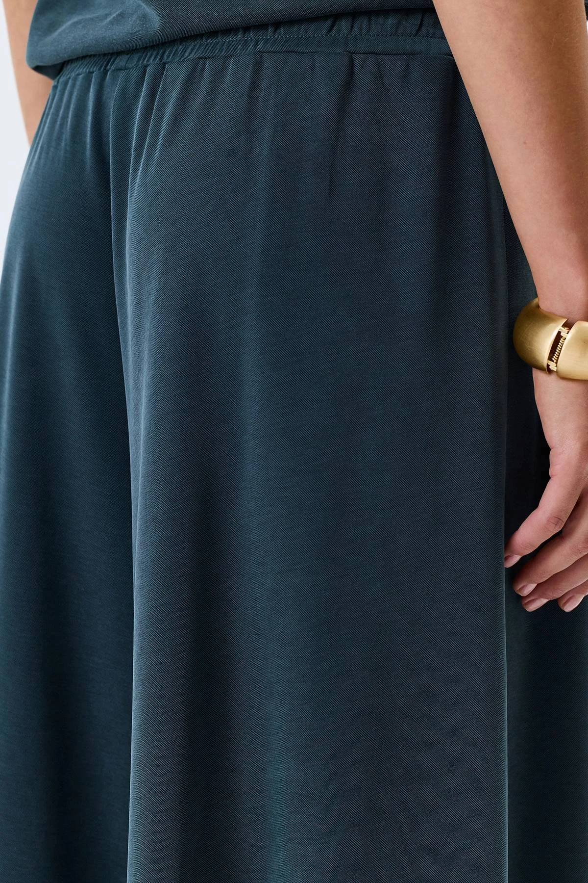 Брюки широкие палаццо с разрезами на резинке, 42