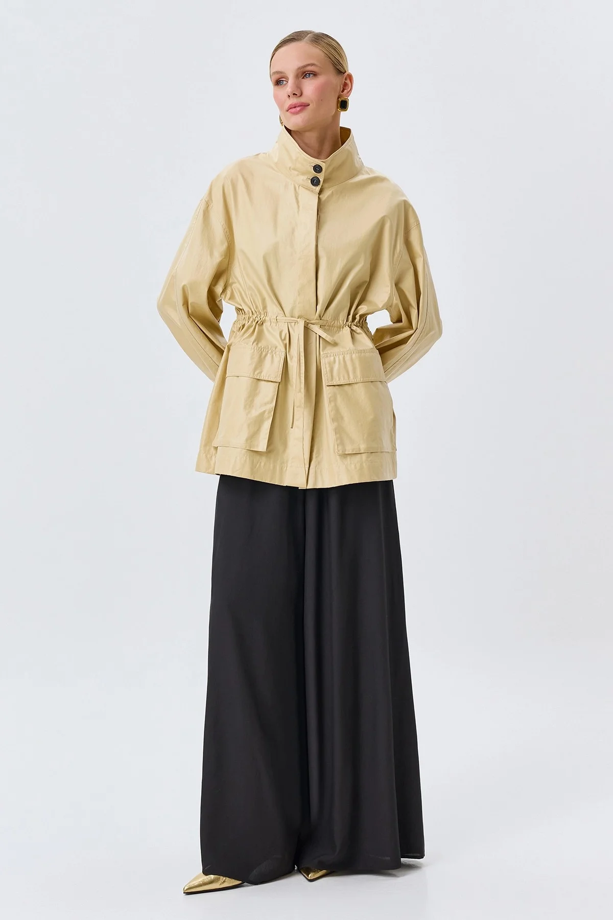 Яркая ветровка из нейлона и хлопка, 46