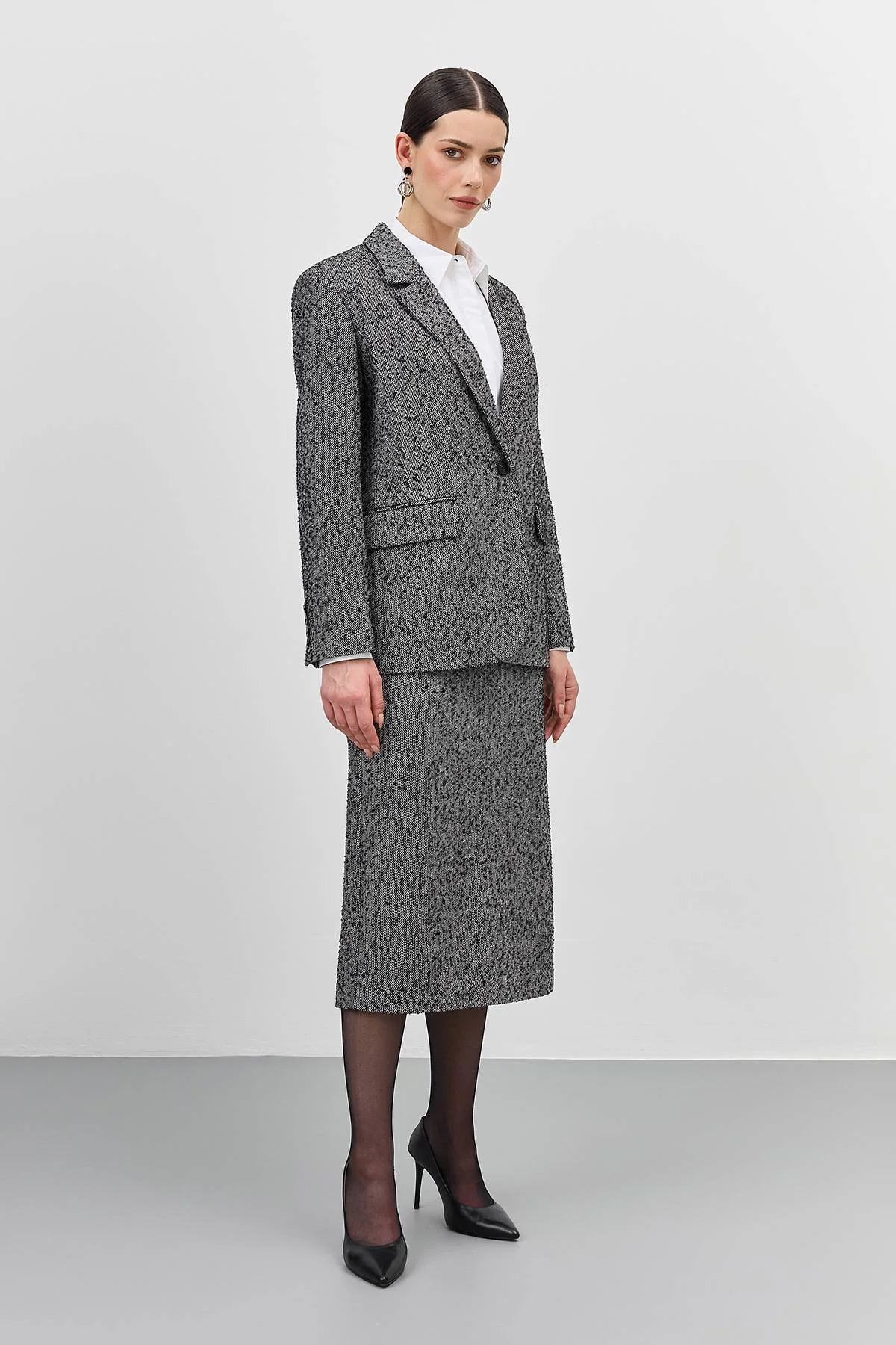 Прямая юбка из твида, 48