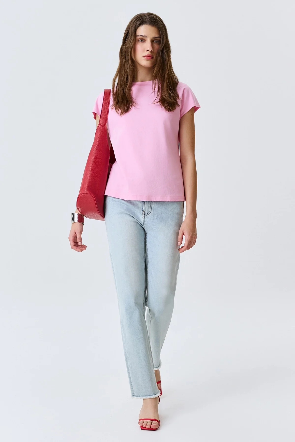 Базовая розовая футболка из 100% хлопка, 48