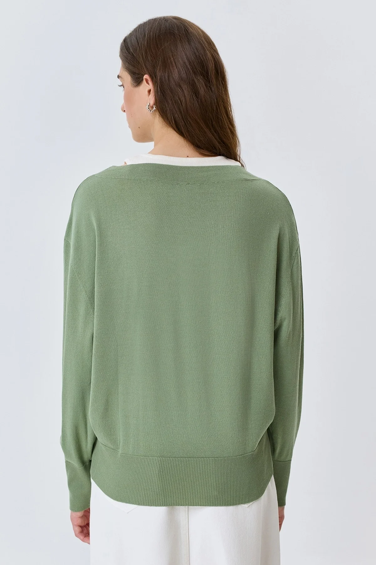 Джемпер с имитацией многослойности, 48