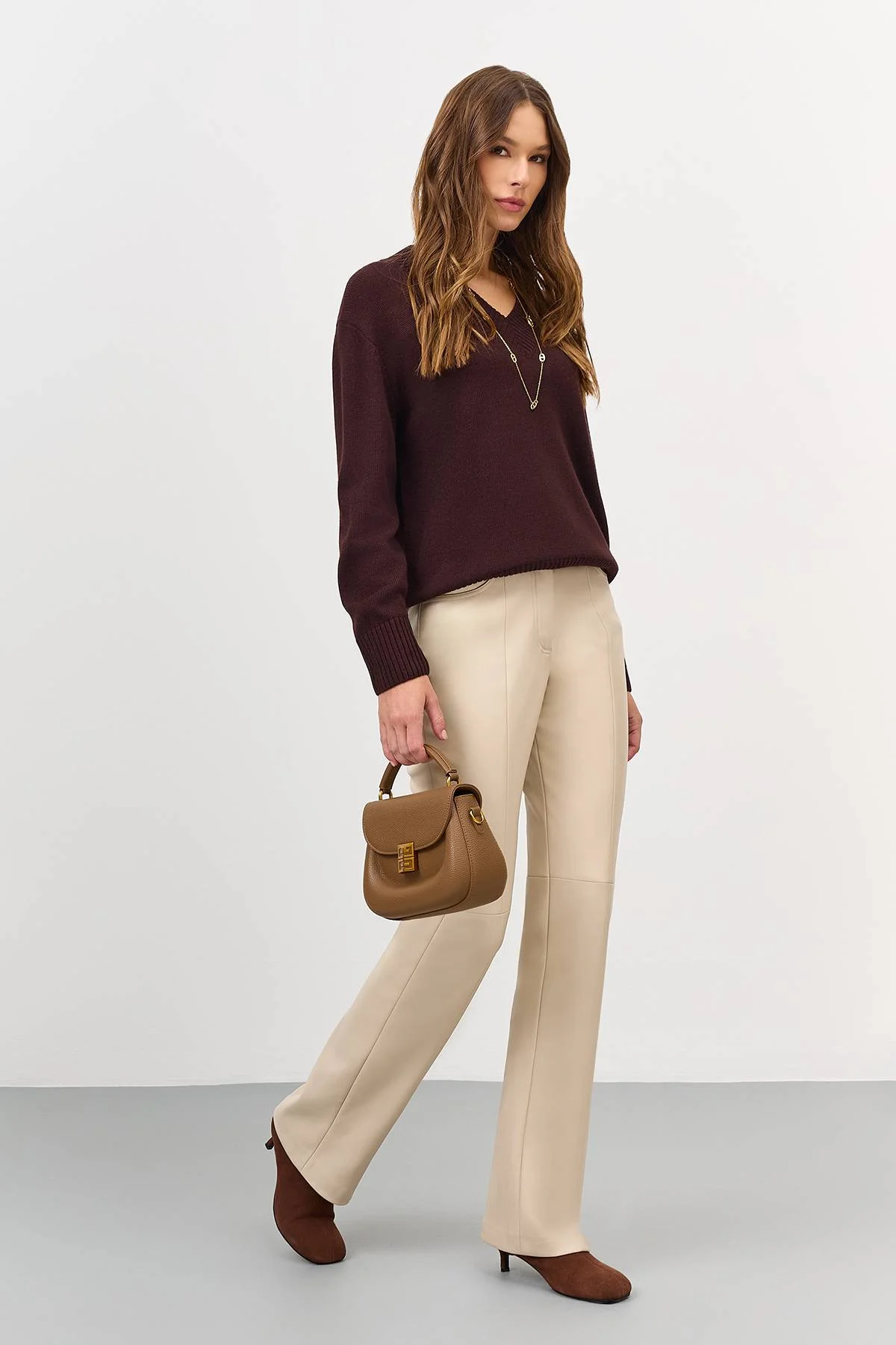 Лимитированная серия базовый джемпер с V-образным вырезом и ремень, 44