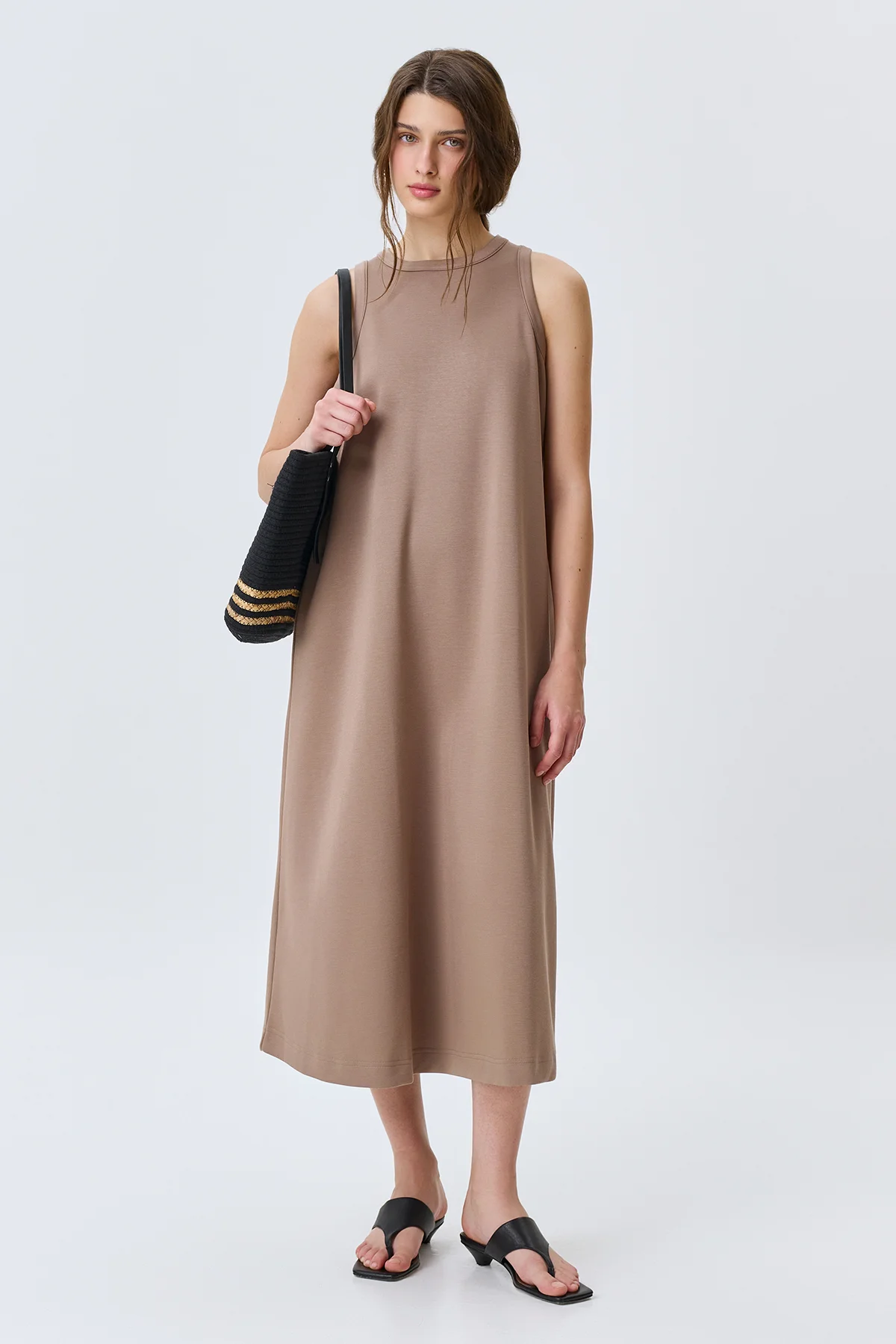 Трикотажное платье-макси с поясом, 42