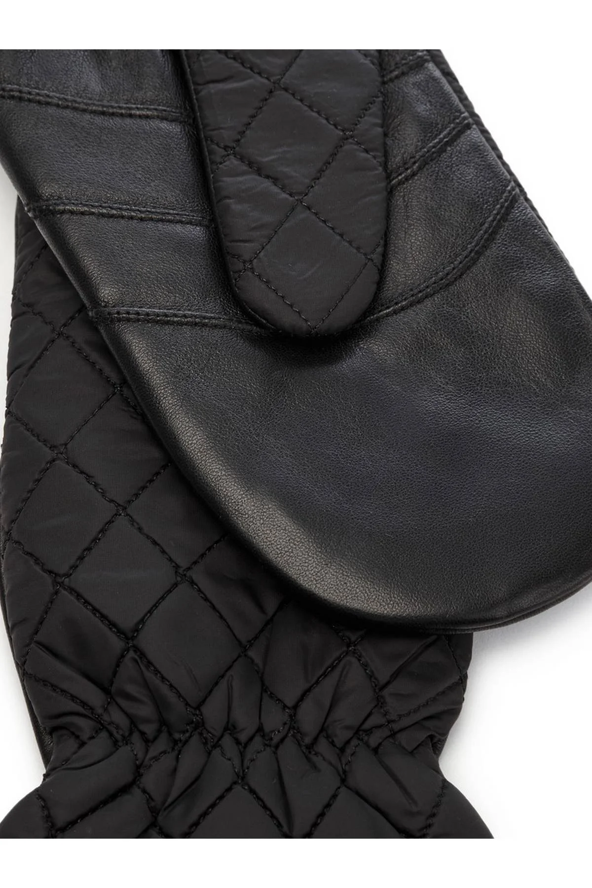 Рукавицы черные, 7,5