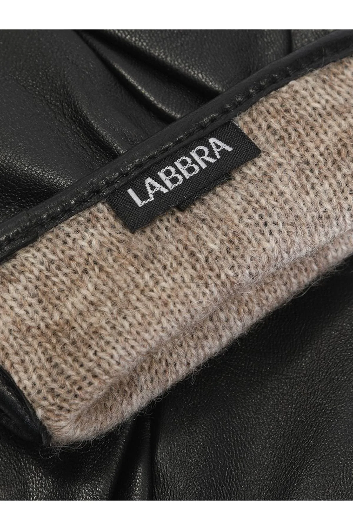 Перчатки черные, 8