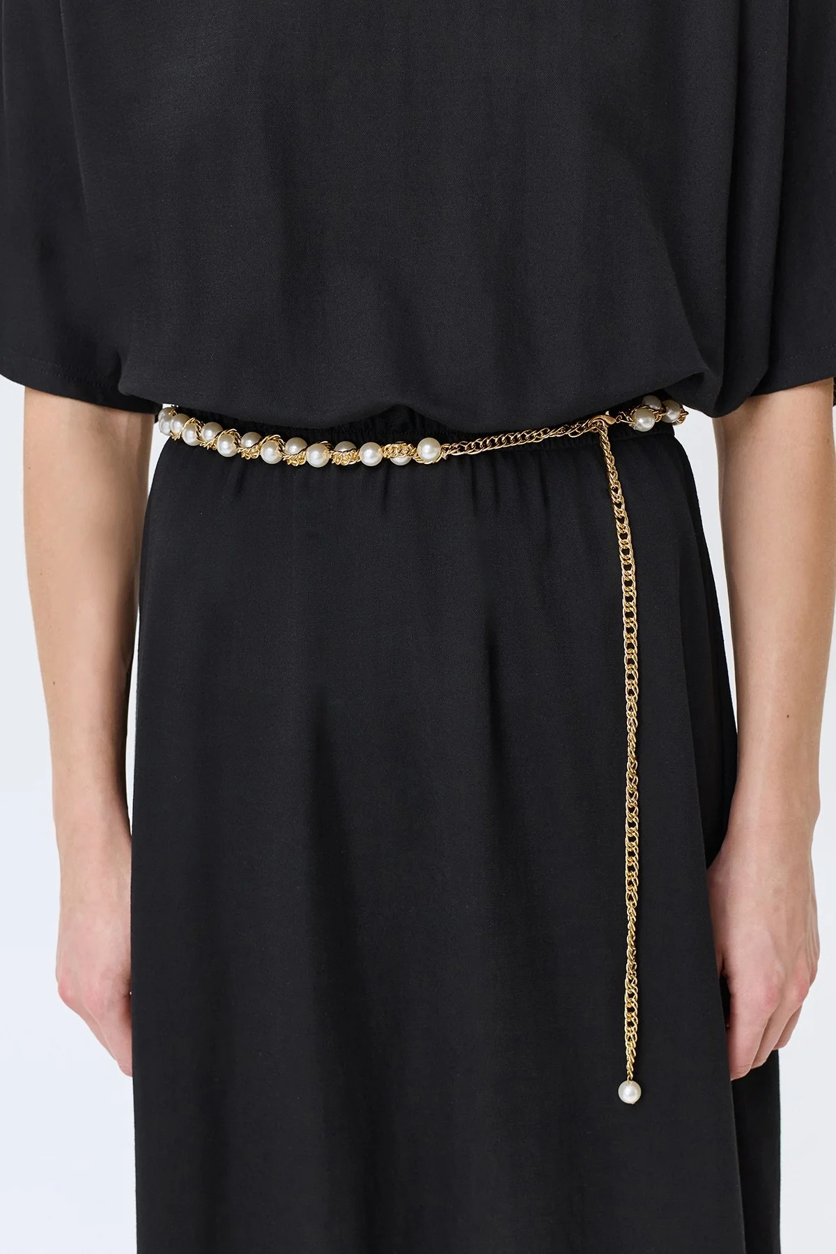 Ремень-цепочка с яркими жемчужинами, One