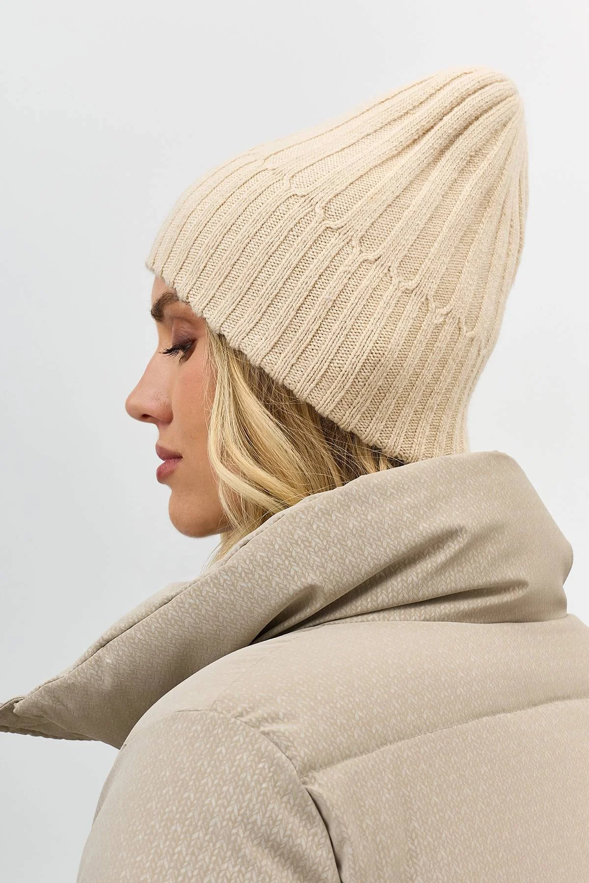 Шапка бини с имитацией отворота, One