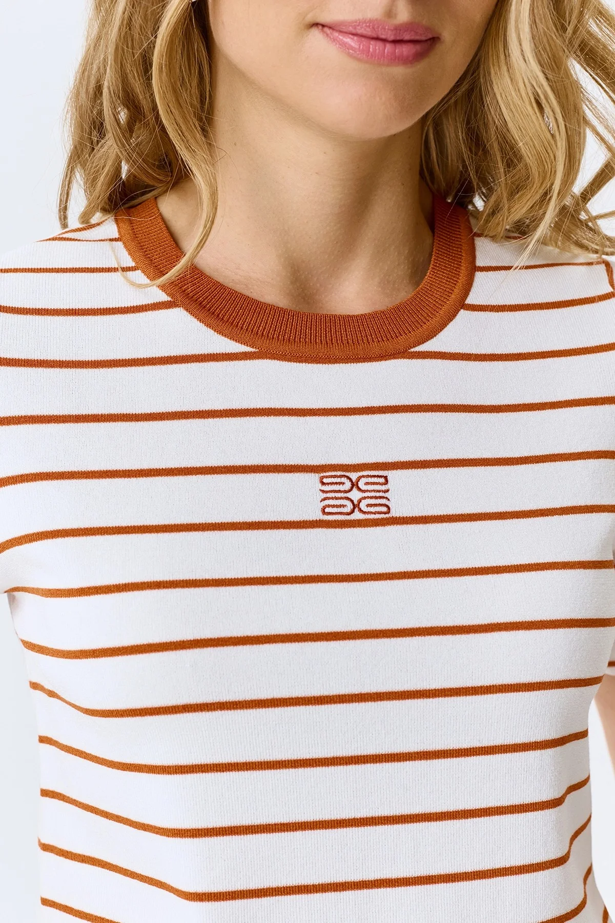 Вязаная футболка в полоску, 42