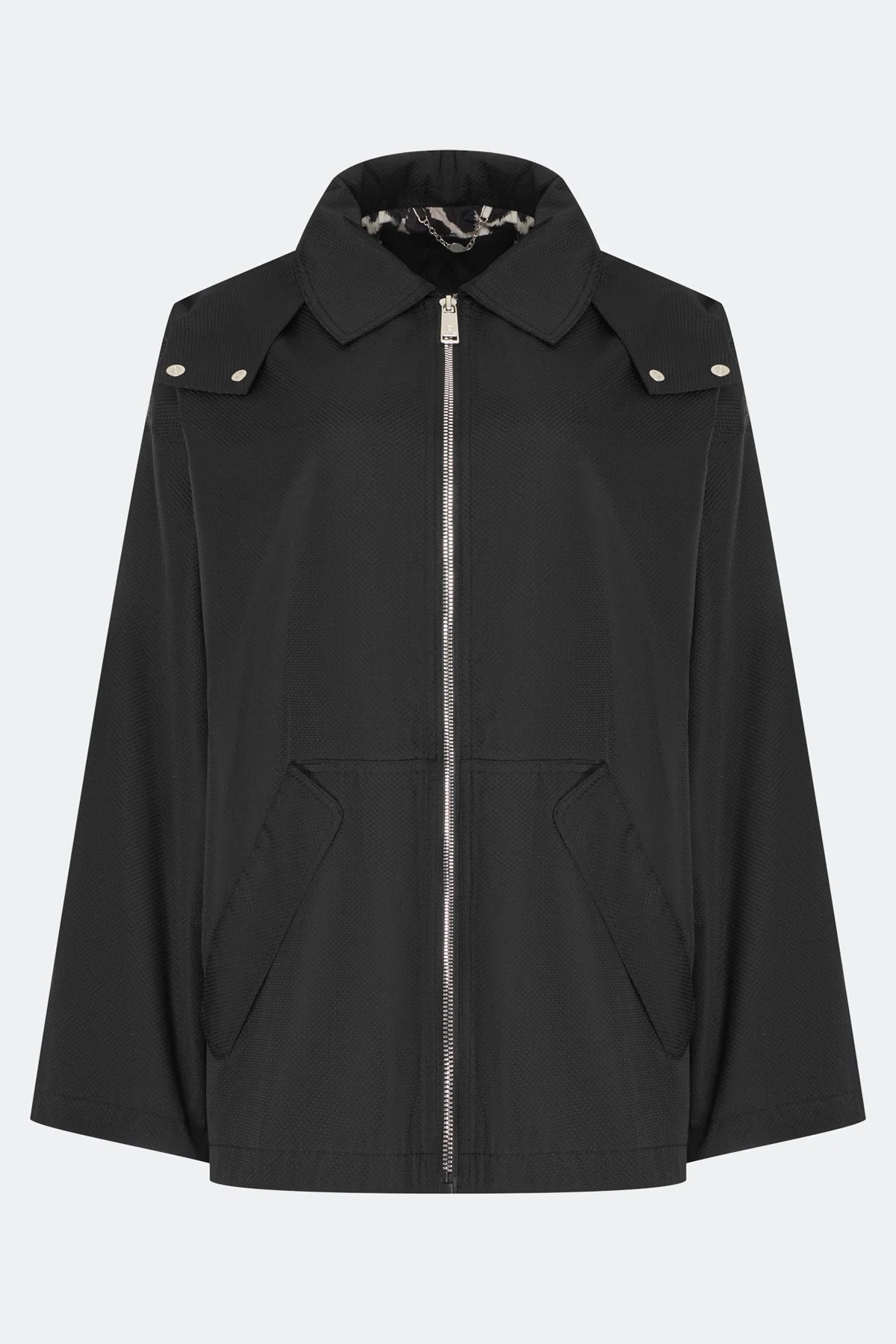 Ветровка с яркой подкладкой, 50