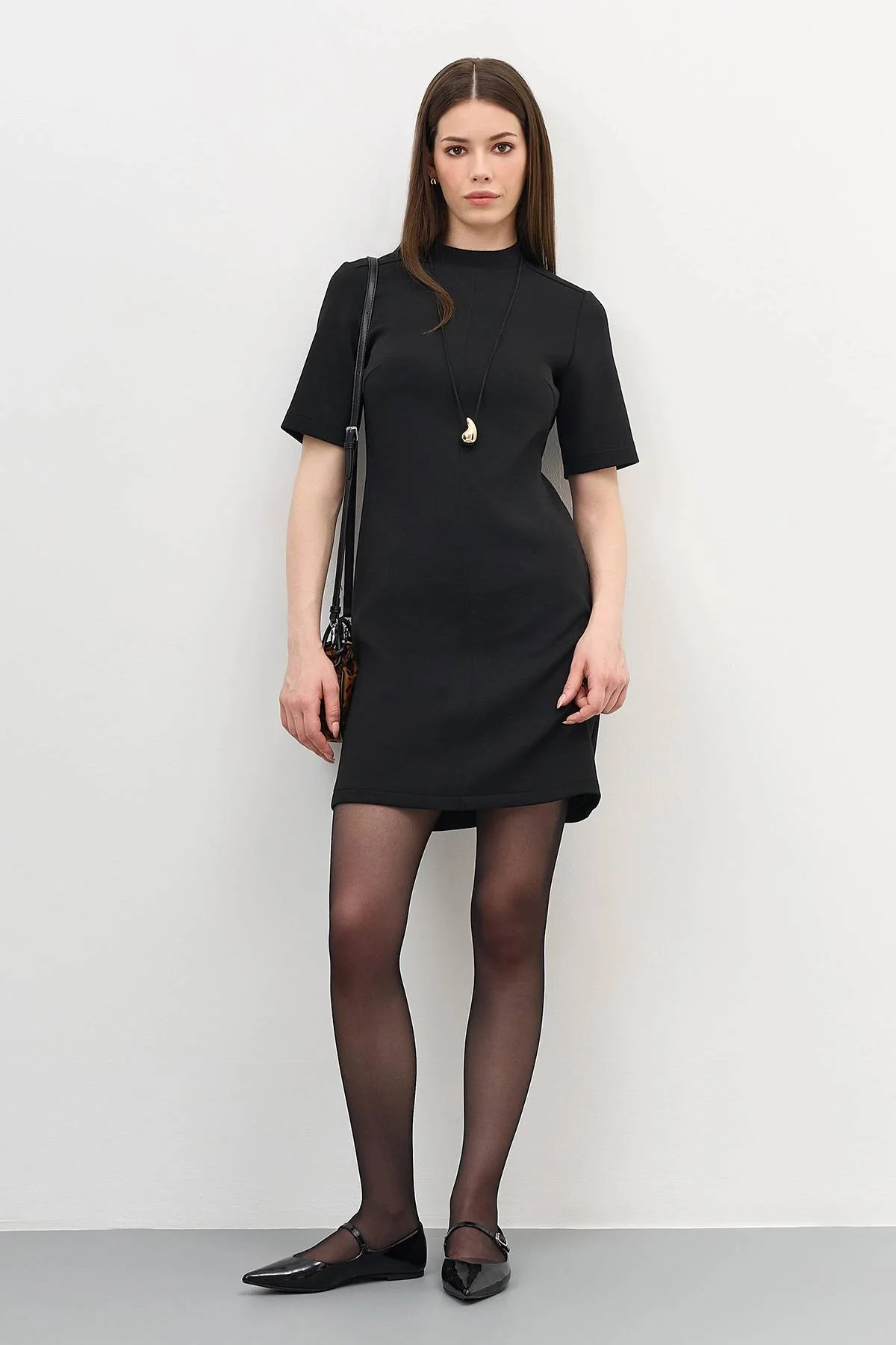 Лимитированная серия трикотажное платье с короткими рукавами и ремень, 46