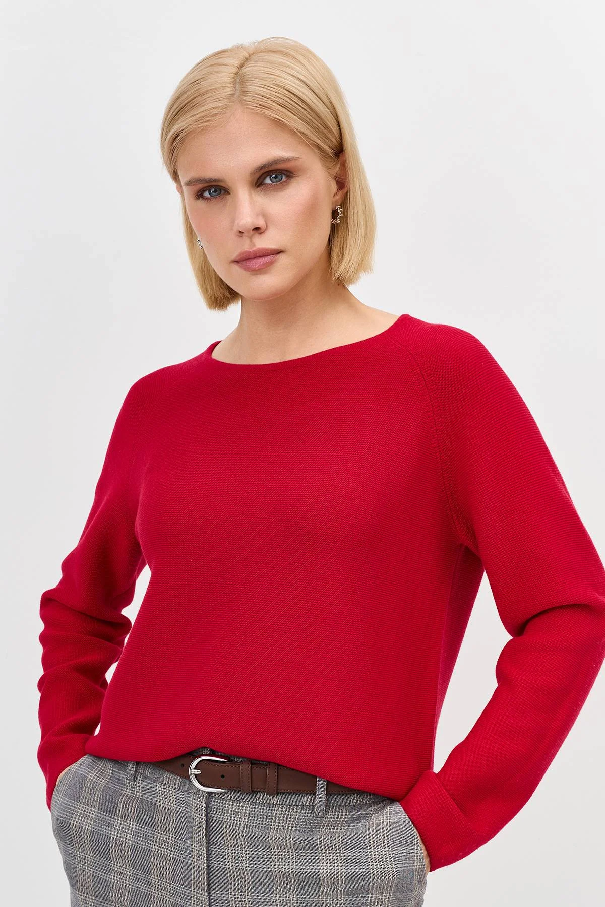 Лимитированная серия яркий джемпер с вырезом лодочка с палантином, 44